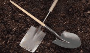 Differences Between Spade vs Shovel